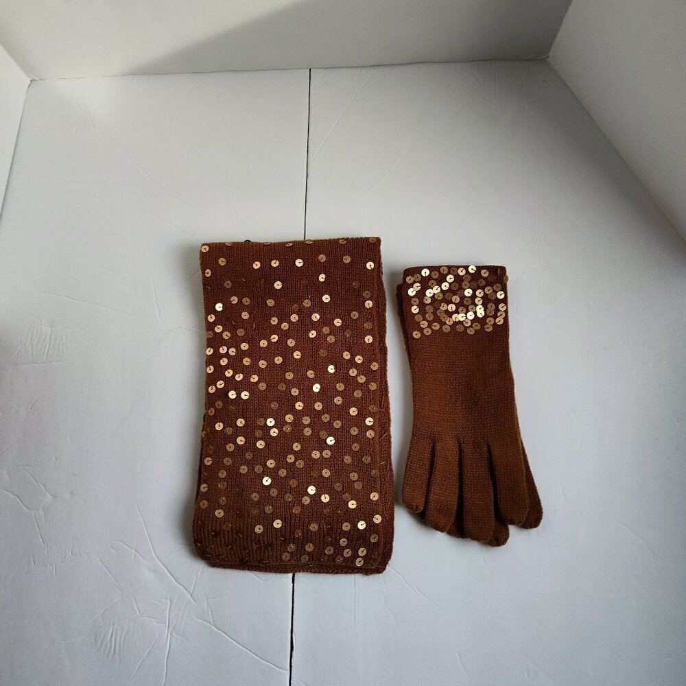 Ladies Carmel Brown Scarf/Glove Set